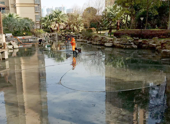 思明景观池淤泥清理